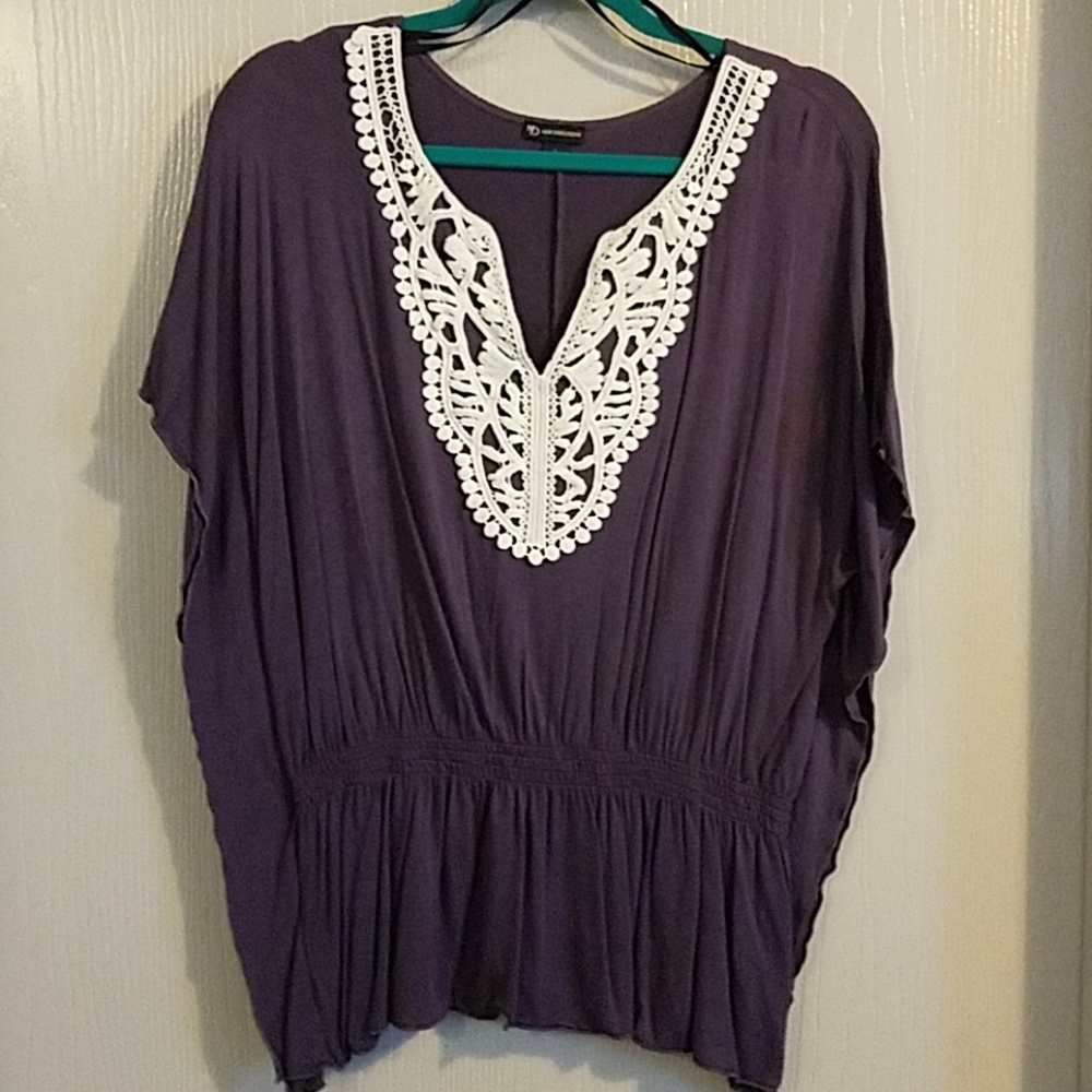 New Direction brand ladies blouse size L